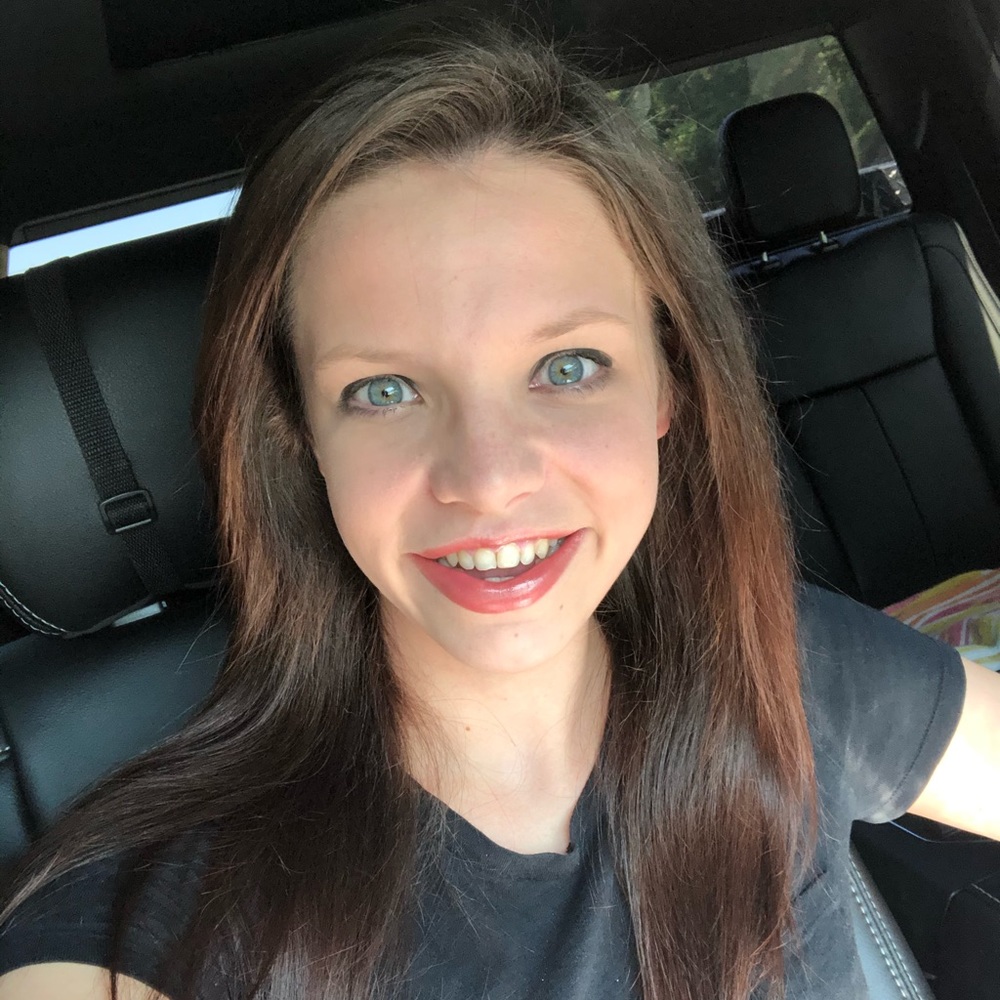 Meet your Posher, Brittney